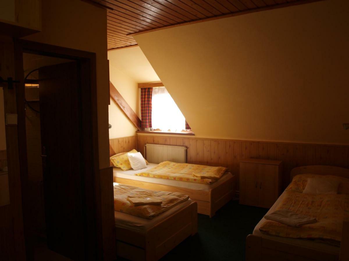 Hotel Kormoran Zlenice Pokój zdjęcie