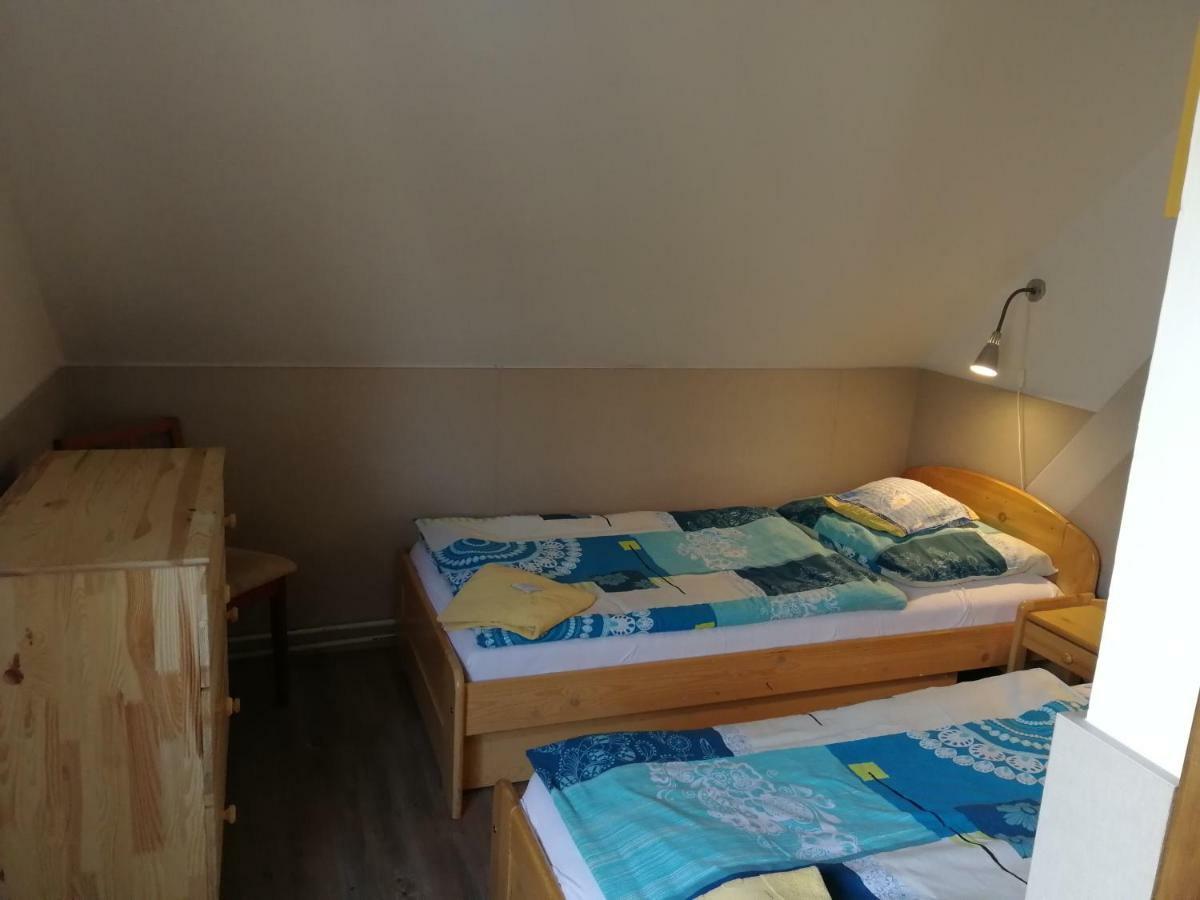 Hotel Kormoran Zlenice Zewnętrze zdjęcie